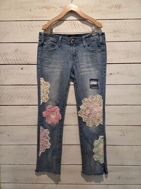 Scrappy Jeans Straight-Leg with Pastel Quilt Patches